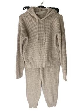 Women’s Sage And Stone 2 Piece Lounge Wear Cozy Soft Size Small Beige Pockets